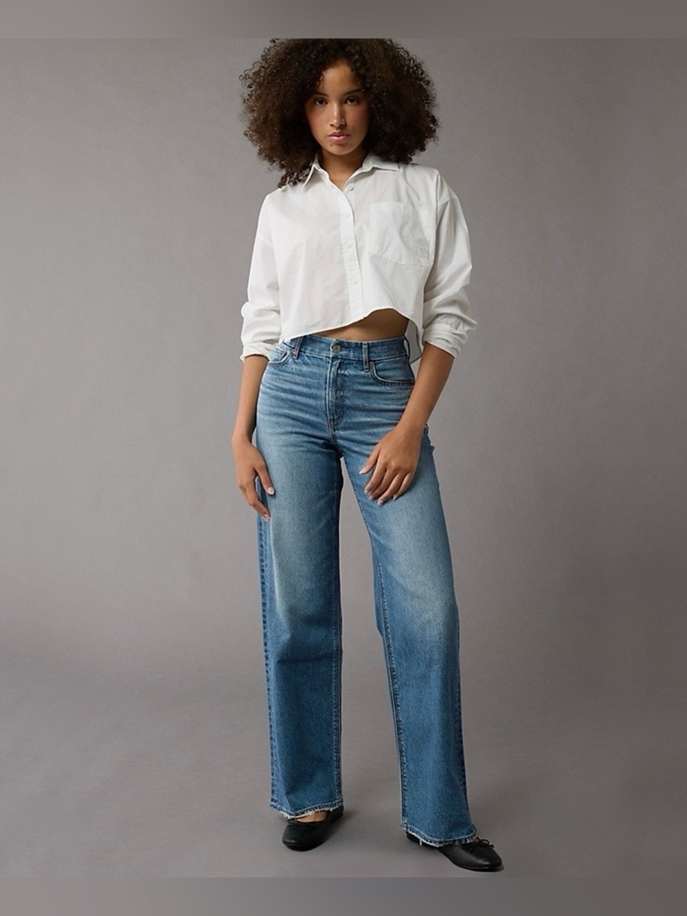 AE Strigid Curvy Super High Waisted Baggy Straight Jean Short